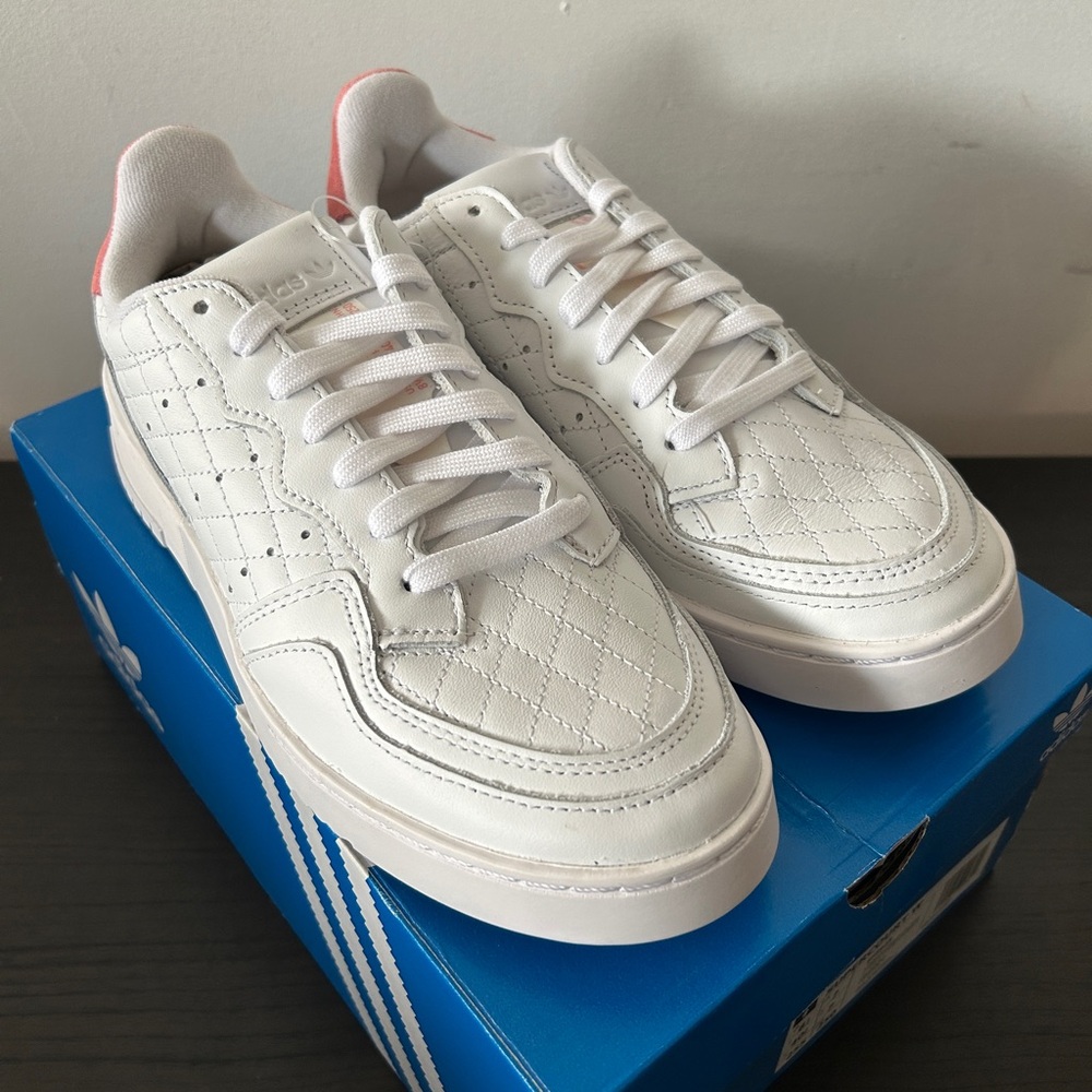 Adidas Supercourt Women’s White and Pink Sneakers